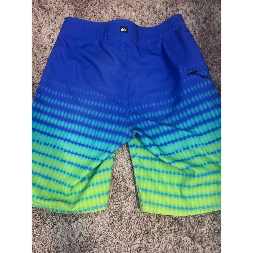 Quiksilver Highline Board Shorts Men's Size 28 Blue Green 4 Way Stretch Surf
